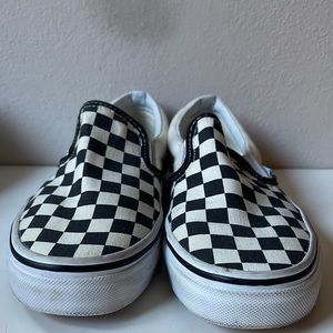 Vans 6.5 checkerboard slide ons